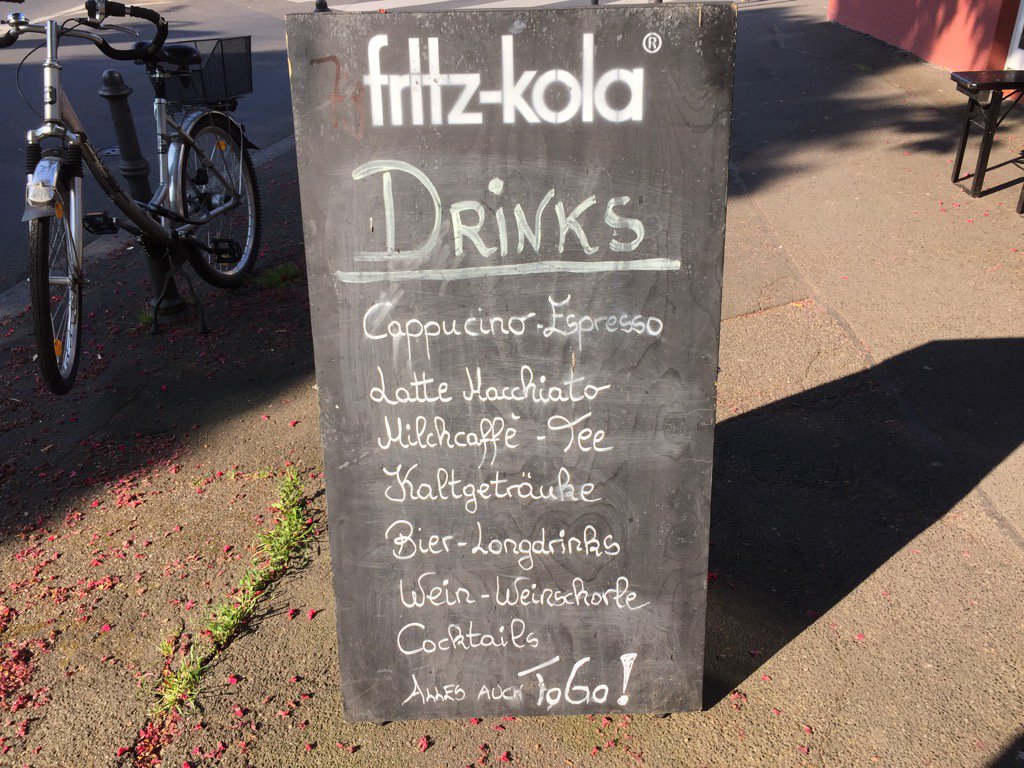 glueckstweety's tweet photo. #Bier Longdrink to go, ich weiß ja nicht. Ob das der @welovepubs schon kennt? #CaffeM in #Bonn. https://t.co/lYOBjphuIe