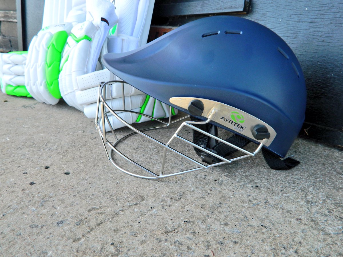 AyrtekCricket's tweet photo. The 2017 Range has come together well, with the introduction of the PremierTek Youth helmet and the Softs &amp; bat range again #DecadeEdition https://t.co/WO91Q7Ly0s