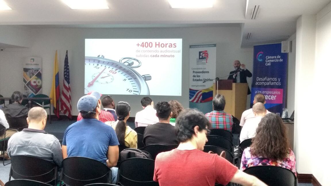 USCSColombia's tweet photo. Lorenzo Villegas, consultor para Google Latam da una introducción a @YouTube #monetizarpeliculasymusica https://t.co/FXDLcil2BO