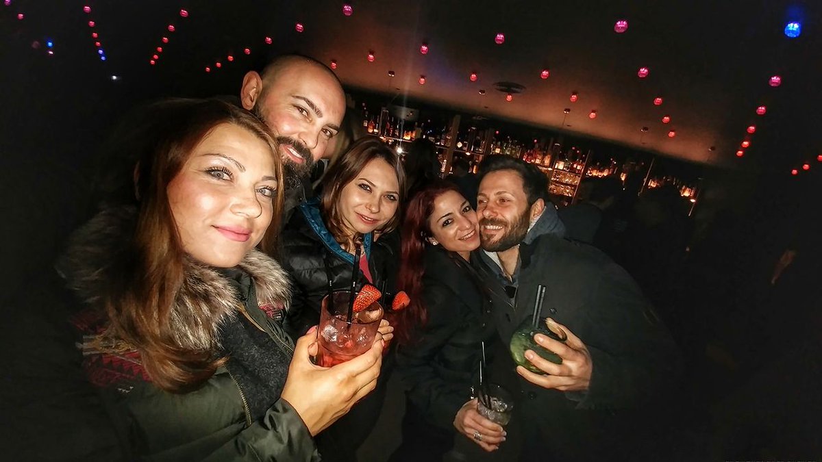 Ara les nits del #Mirablau també són així!! Un bon sopar i després bona música i gent maca! #club #discoteca #tibidabo #barcelona