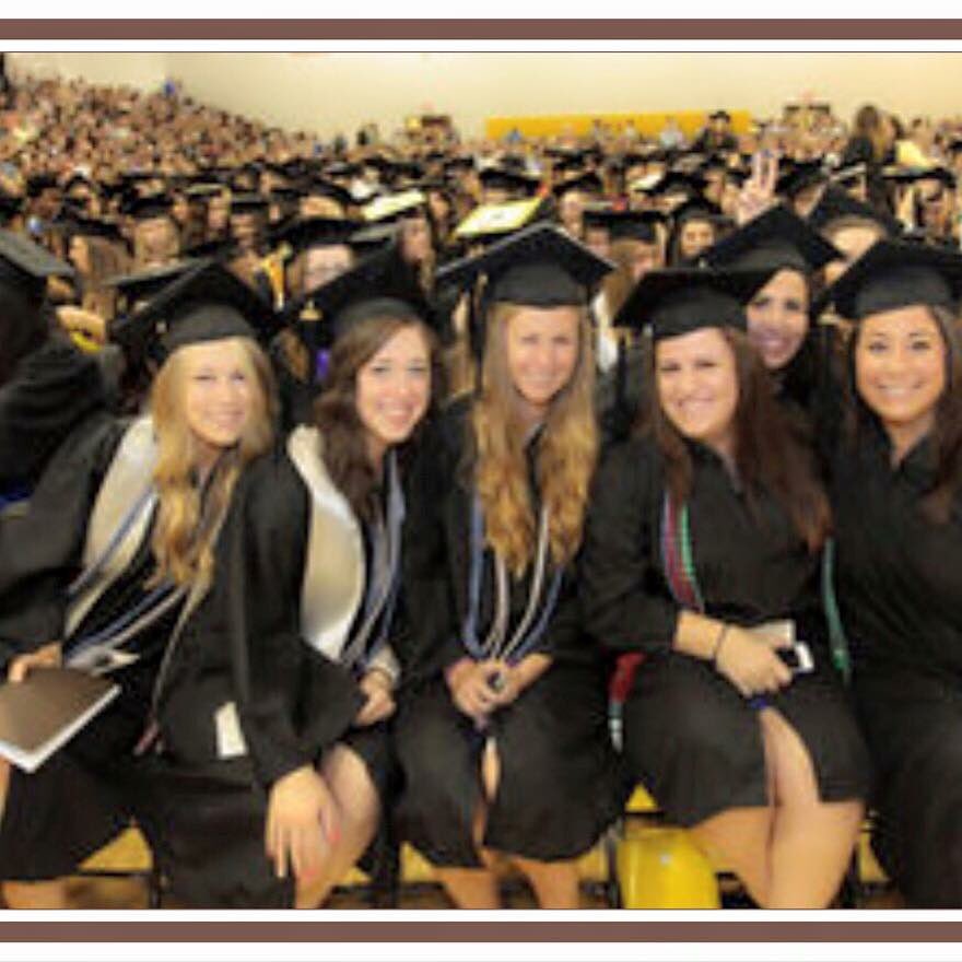 Lush Nails & Spa tweet media