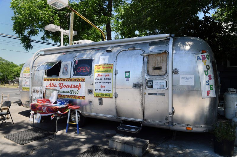 We choose the Eastside restaurants you can't miss. austinchronicle.com/first-plates/y…