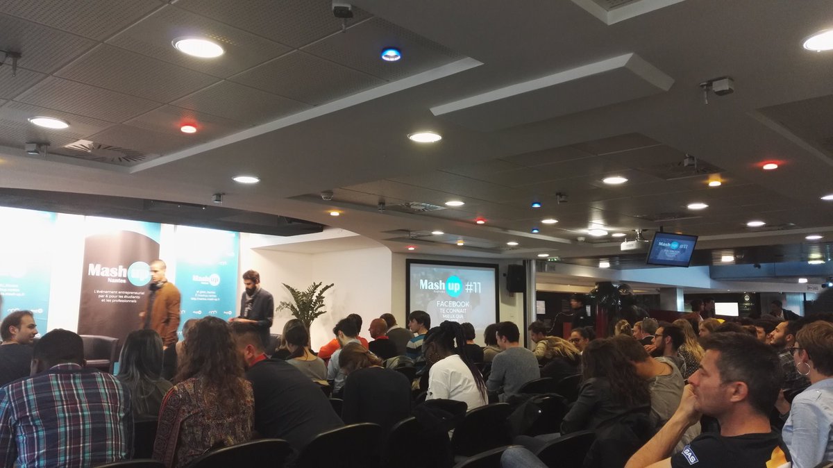 Floax_Fr's tweet photo. La pression monte ! On pitche #Floaxit dans quelques minutes à l'occasion du #MUNantes11 de @MU_Nantes au @cco_nantes ! #Nantes https://t.co/uGRZNQRJ8k