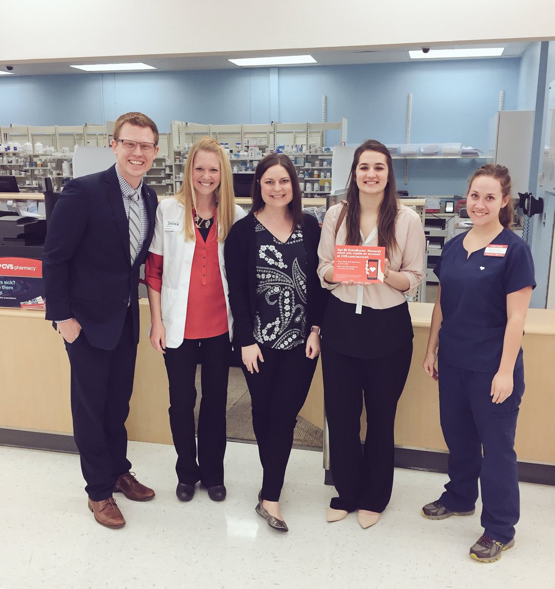 So great to meet <a href="/tlschmidtrx/">Tiffany Schmidt</a> and Jessica and the Janesville team! Can't wait to start training! 🤗😃#r96loyalty @karlygrett