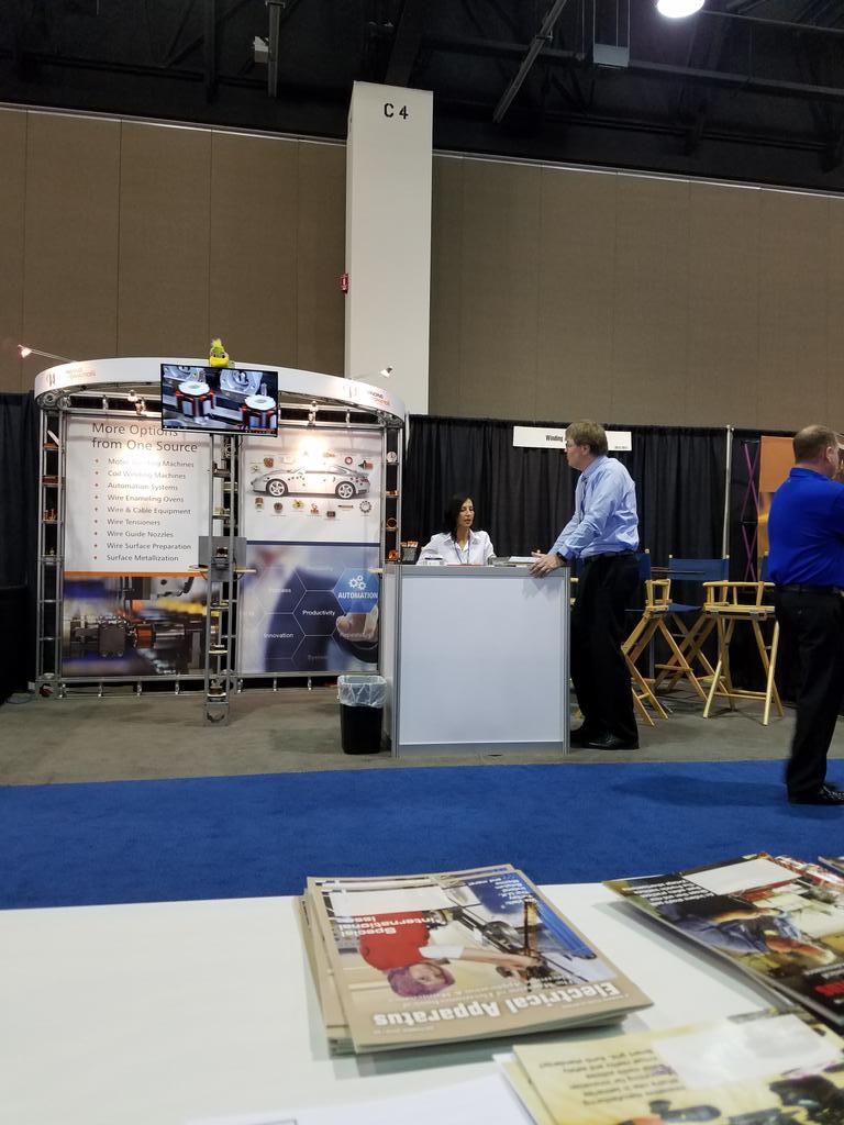 ElecAppMag's tweet photo. Good times at #emcw milwaukee with @Windingauto! @epishow #wire show https://t.co/iFiHsRuSFW