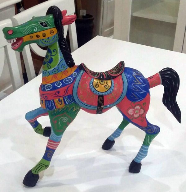 Blogcazachollos's tweet photo. ¿Os gustan los #caballos?, A mi hasta para #decorar con ellos https://t.co/U3yA85g0ih https://t.co/fa6FxrLGzM