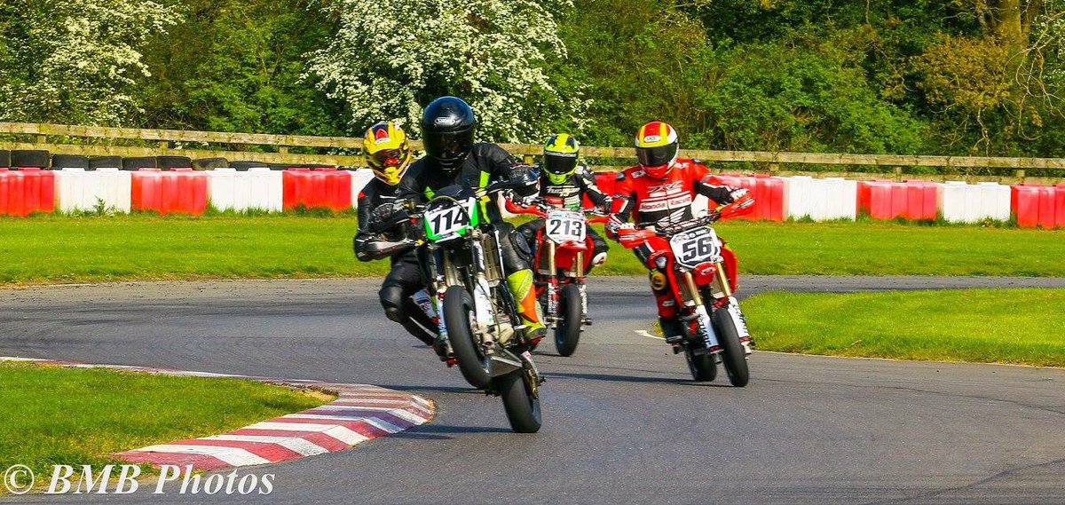 blakeansell20's tweet photo. Out on track with some great riders last weekend @danlinfoot @Kinton56 https://t.co/6unXuyiK6U