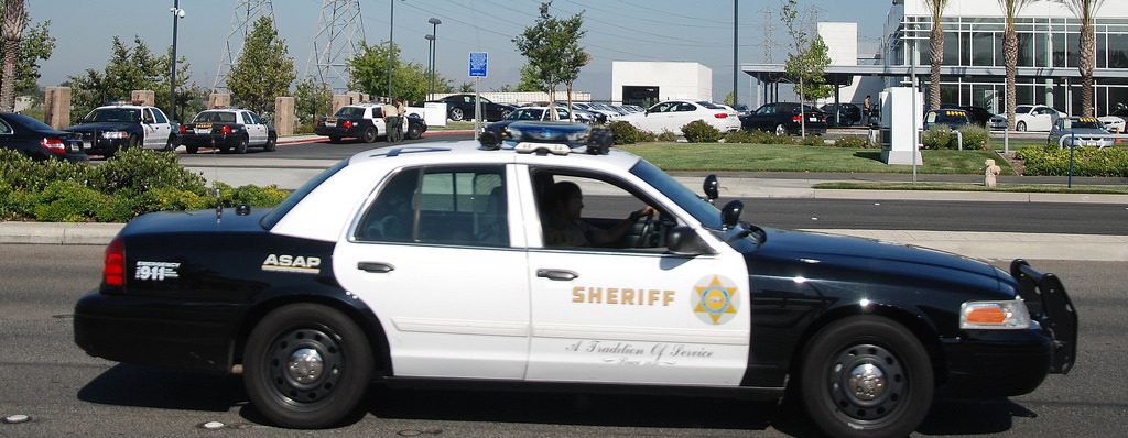 legal_reader's tweet photo. Former LA Sheriff's Deputy #JanAdams Awarded $1.275 Million for Blowing Whistle on Corrupt Colleagues https://t.co/NrmRYpqL00 #AnthonyBrown https://t.co/VBUIQpPK1p