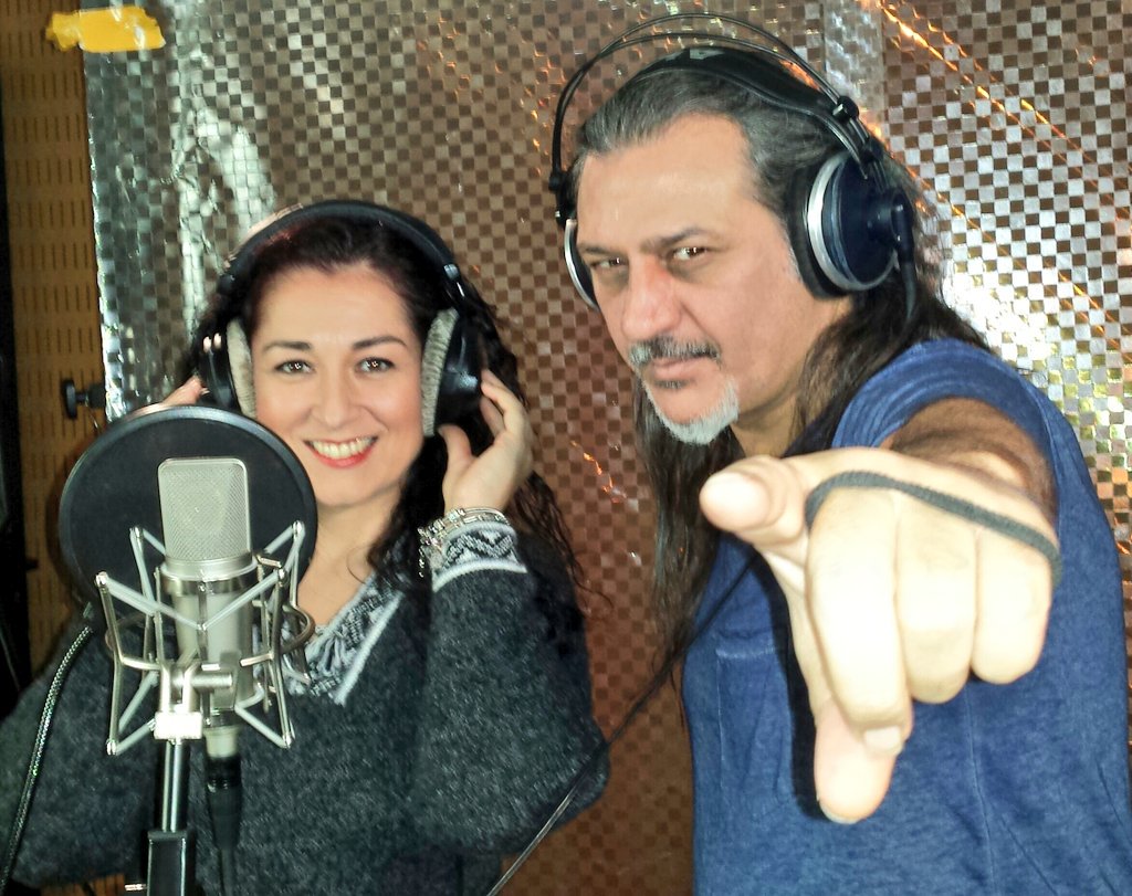 DioniMartin's tweet photo. ¡Faamiiiliiiaaa! ¡Recordad! Esta noche a las 22:40h en @La1_tve estreno de @fanduoTVE diversión, espectáculo, risas y mucha mucha Música 🎤😄🎶 https://t.co/tT4RZ92RvF