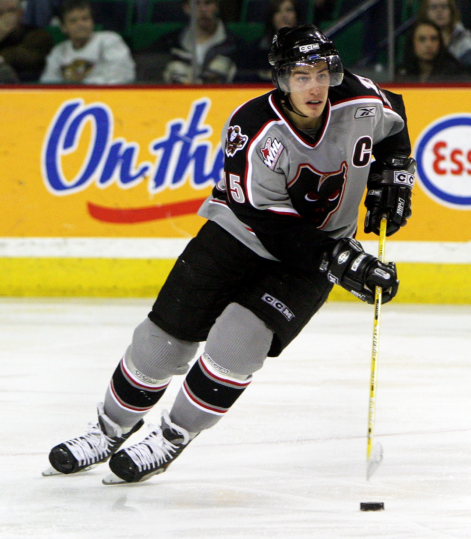 Wishing a very Happy Birthday to former captain Ryan Getzlaf!!  