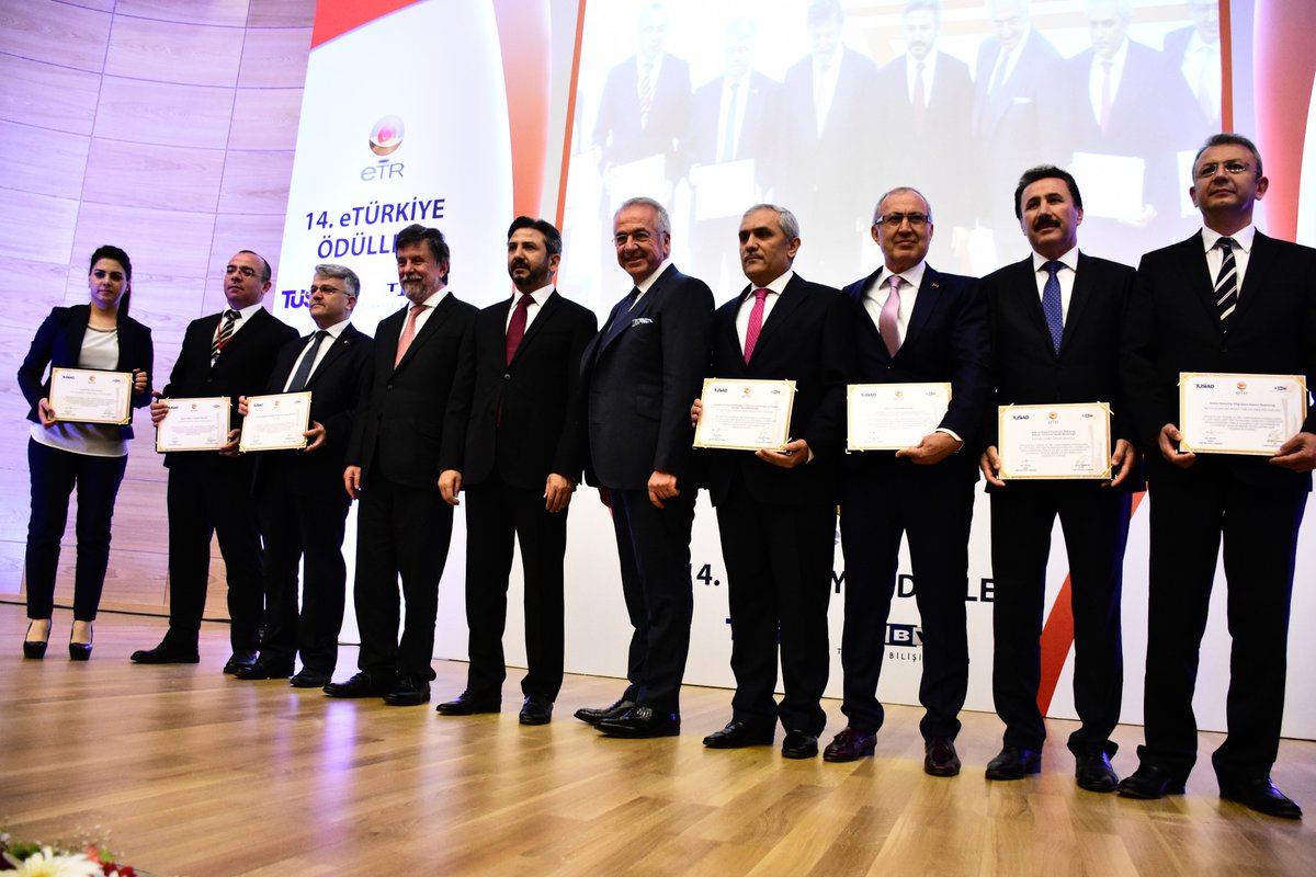 14. eTürkiye (eTR) Ödülleri TBMM’de Sahiplerini Buldu url.tusiad.org/VrCpp