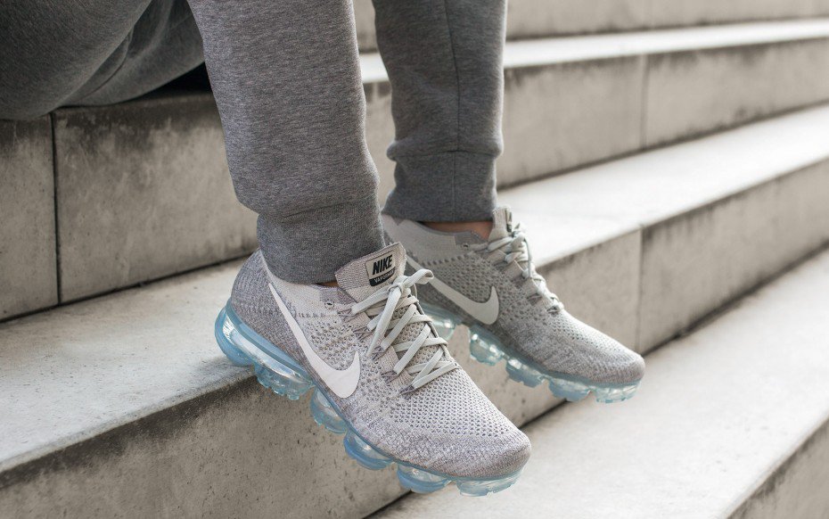 nike air vapormax pale grey