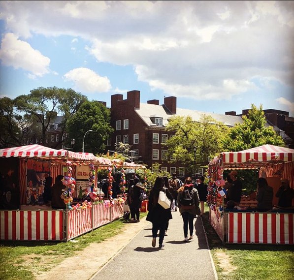 NYFFevents's tweet photo. Some pictures from one of our events yesterday! #rentals #luxuryevents #lighting #nycevents #lievents #inflatables #carnival #nyffevents https://t.co/4MIFJwZrw6