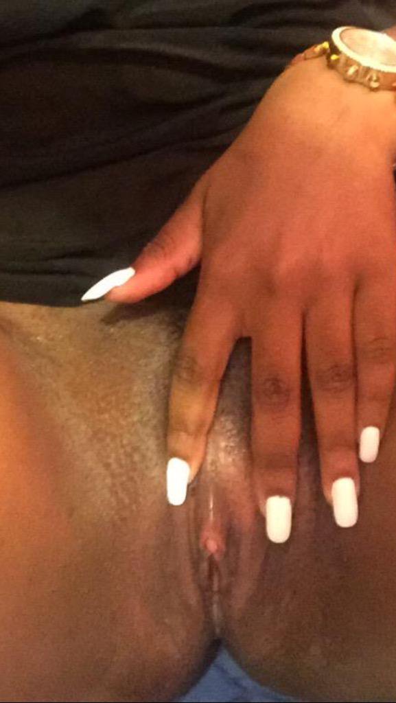 حالتي لحين والله جاده ومافي احد جاد ولا فحل ينيكك بي قوه