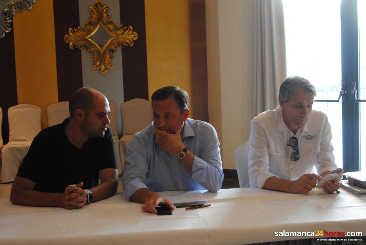 El Salmantino anuncia que sus socios decidirán su transformación o no en la UDS dlvr.it/P6Tj3f