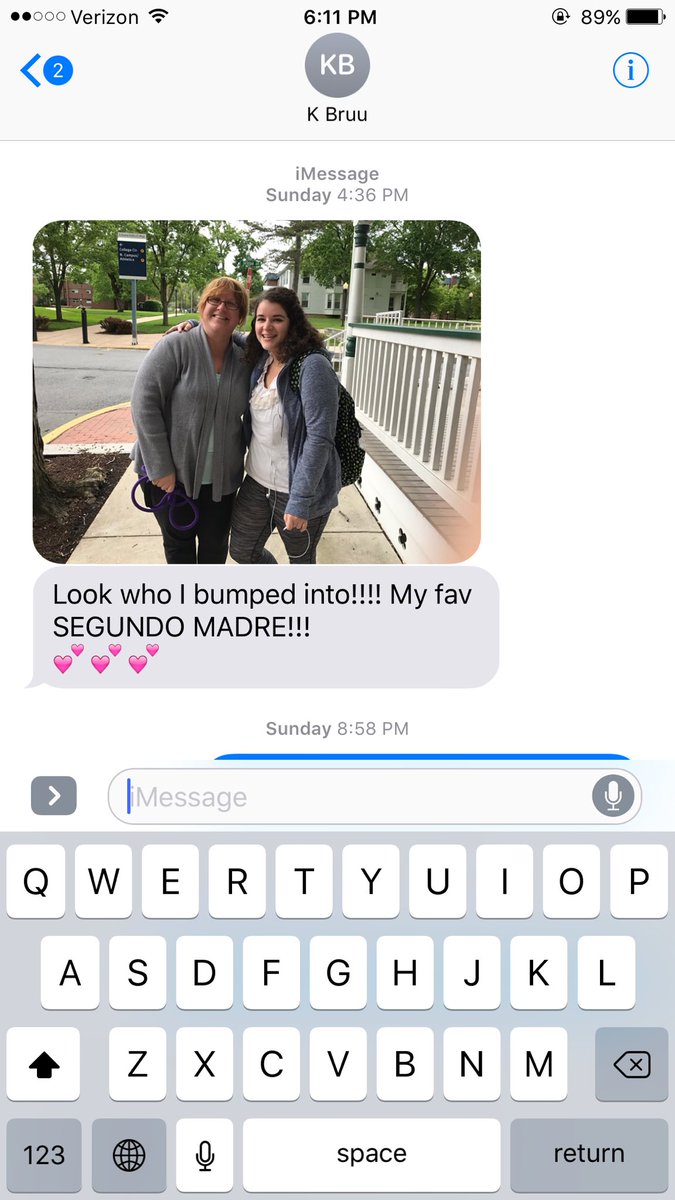 cassssiexo's tweet photo. When your bff and your mom are actually the real bffs #cool https://t.co/vOIWpExQTO