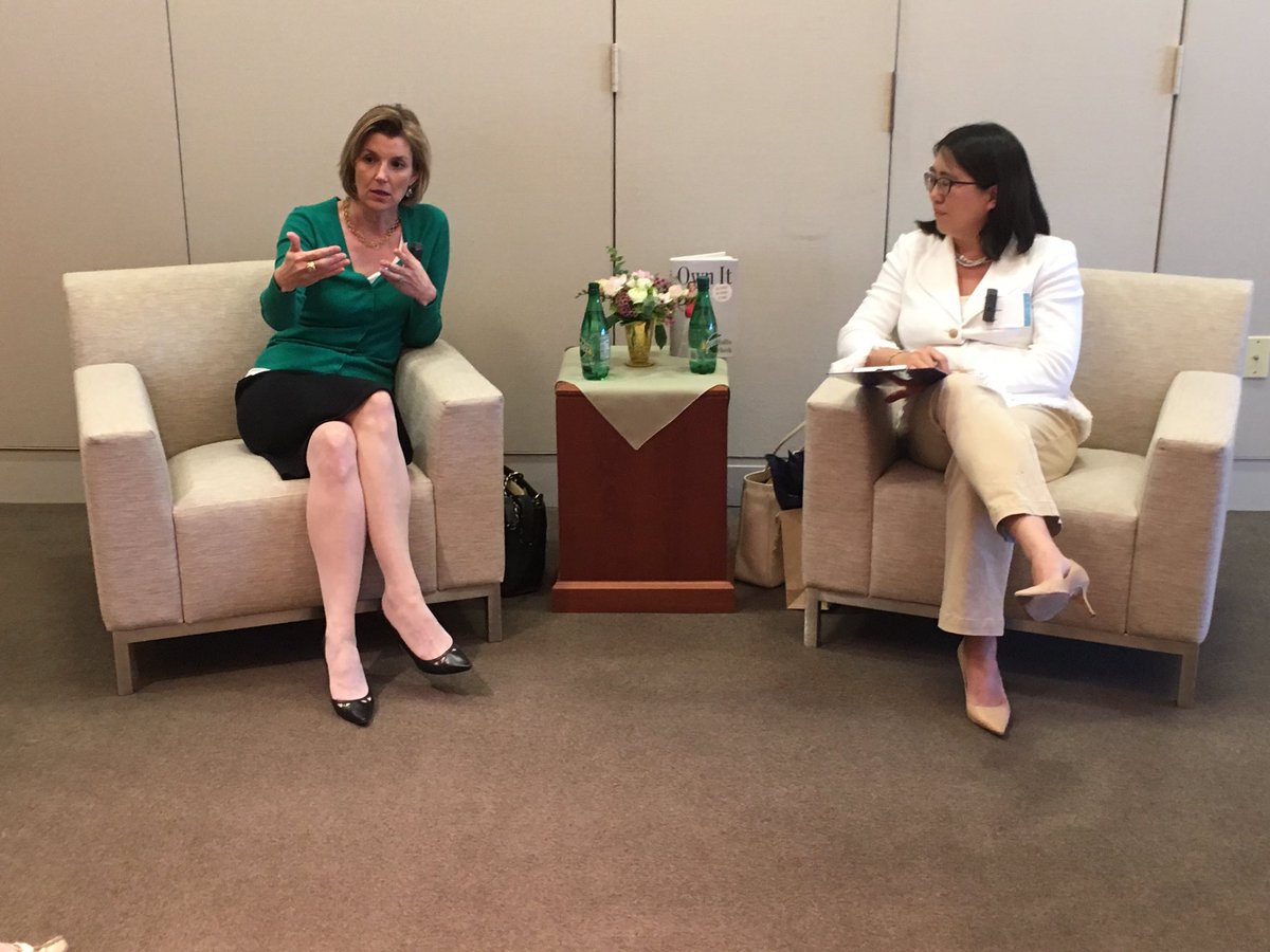 EllevatePHI's tweet image. "My goal until the day I die is to get women more money. It's good for their daughters &amp;amp; sons &amp;amp; the economy &amp;amp; society." - @SallieKrawcheck