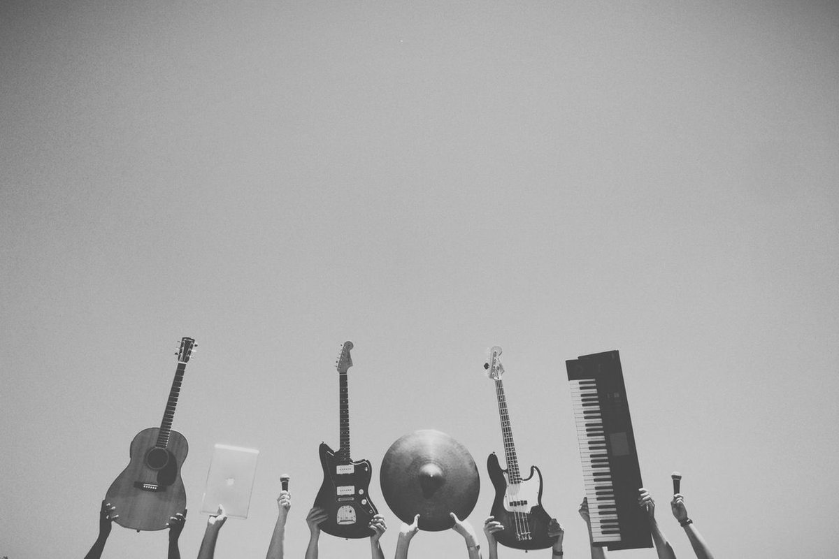 InterestingInst's tweet photo. New post about the importance of music in Movies and how music in movies has evolved over time. Check it out!
https://t.co/Lu357J7ArL https://t.co/eD4FQql3gW