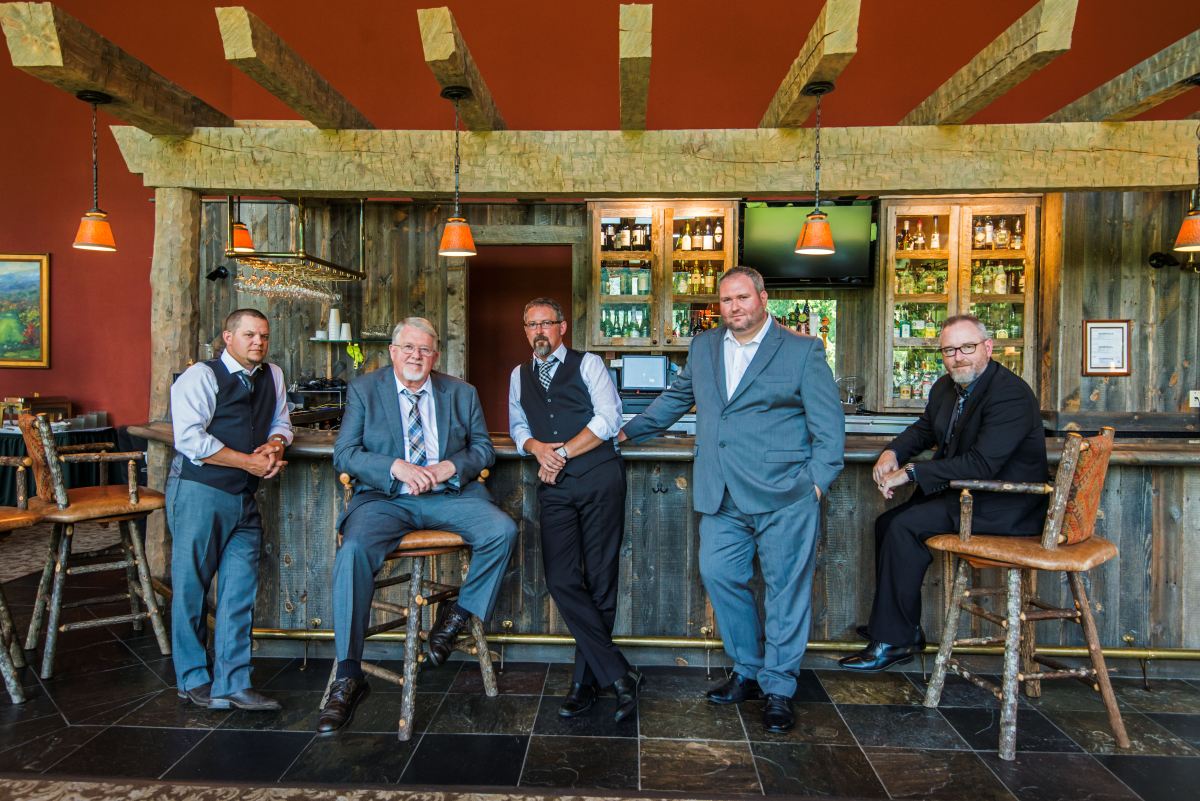 Guest host Larry Cordle has videos from <a href="/BalsamRange/">Balsam Range</a>, <a href="/LonesomeRiverB/">Lonesome River Band</a>, @SierraHull, @chrisjonesgrass &amp; more on #BluegrassRidge at 8:30P E/P!