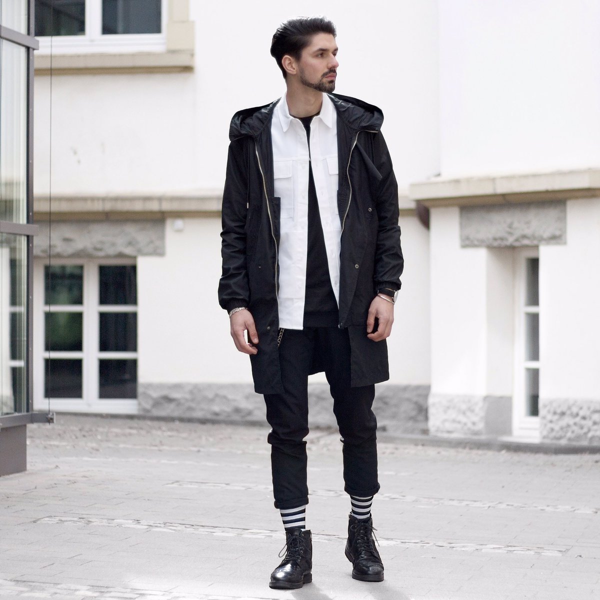 Take a walk on the Bryt side 🙌🏼😜 📷 <a href="/dimaschine/">drummachine</a> #bryt #menslifestyle #sockswag