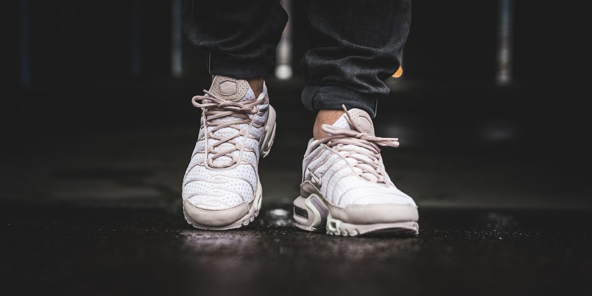 air max plus pearl pink