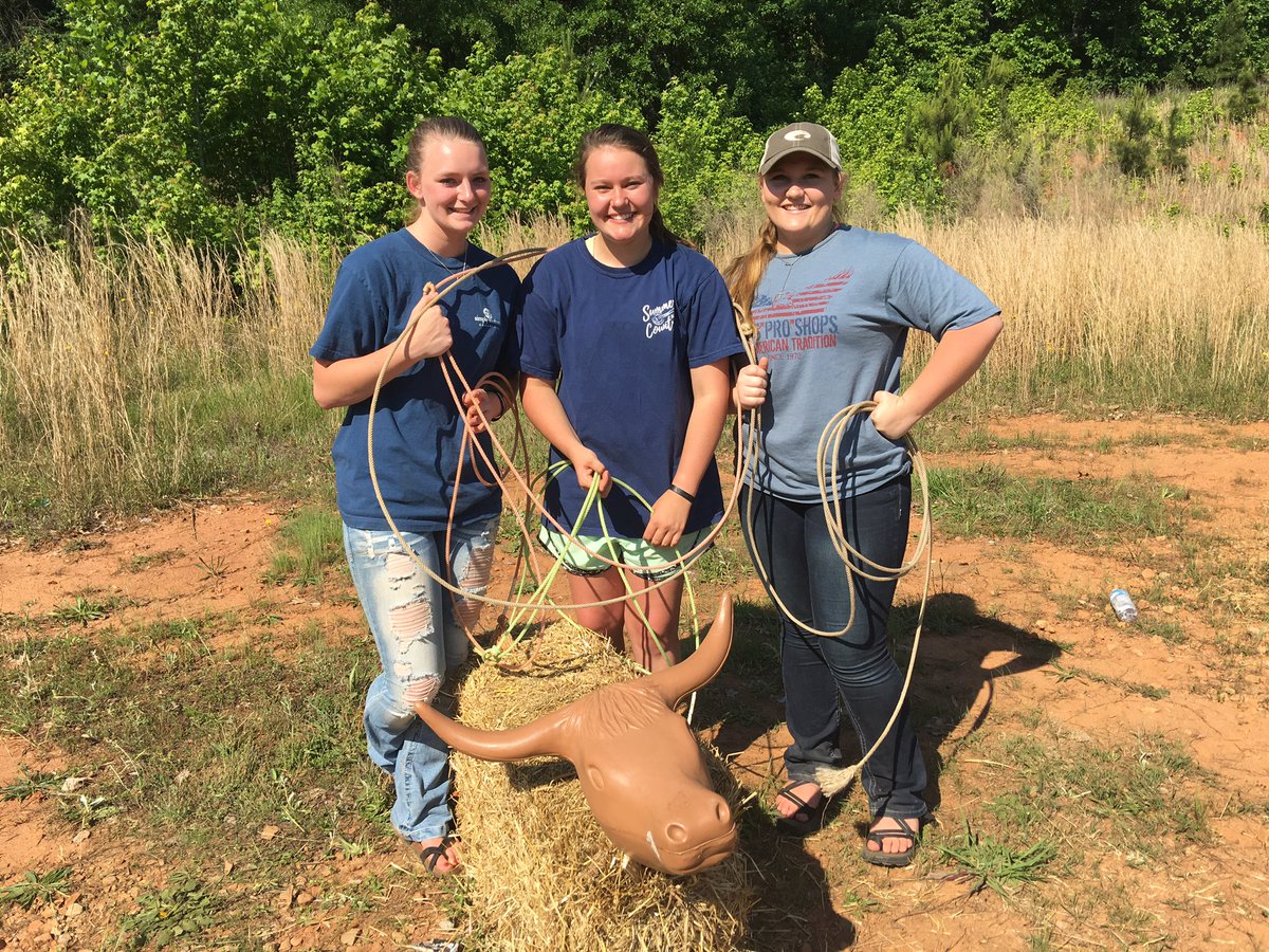 NorthHallFFA's tweet photo. Some of our FFA kids helping out at the Lyman Hall Elementary Ag Day! https://t.co/tBgZQxoAdA
