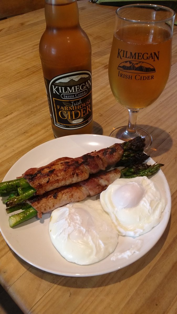 Could have done with some <a href="/KraziBaker/">krazi Baker</a>  sodas &amp; <a href="/AbernethyButter/">Abernethy Butter</a> to go with home grown asparagus wrapped in Kennedy @AndroiMarian bacon.