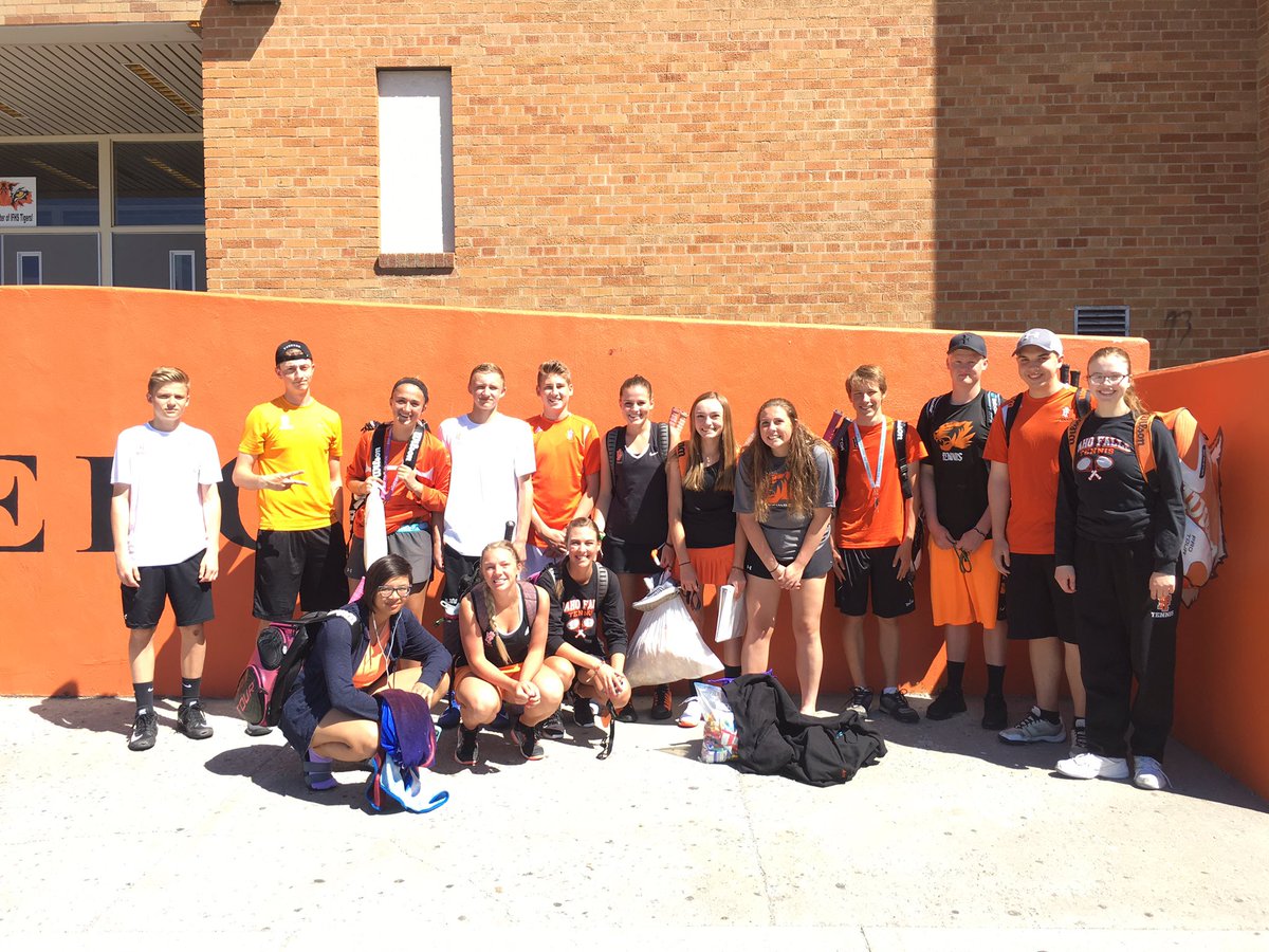 ifhstennis's tweet photo. Tiger Tennis headed to Districts! Good luck on the courts today! 🎾 https://t.co/NfdBpmWyNW