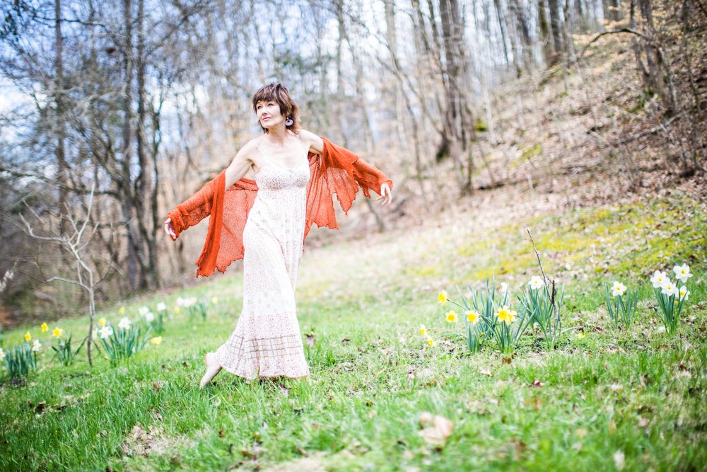Happy Birthday, Lari White! 