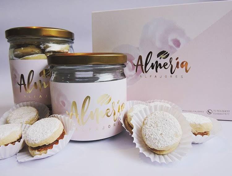 TableFor13's tweet photo. Almería Alfajores https://t.co/nwPY8xOewy https://t.co/NmRUPX43fE