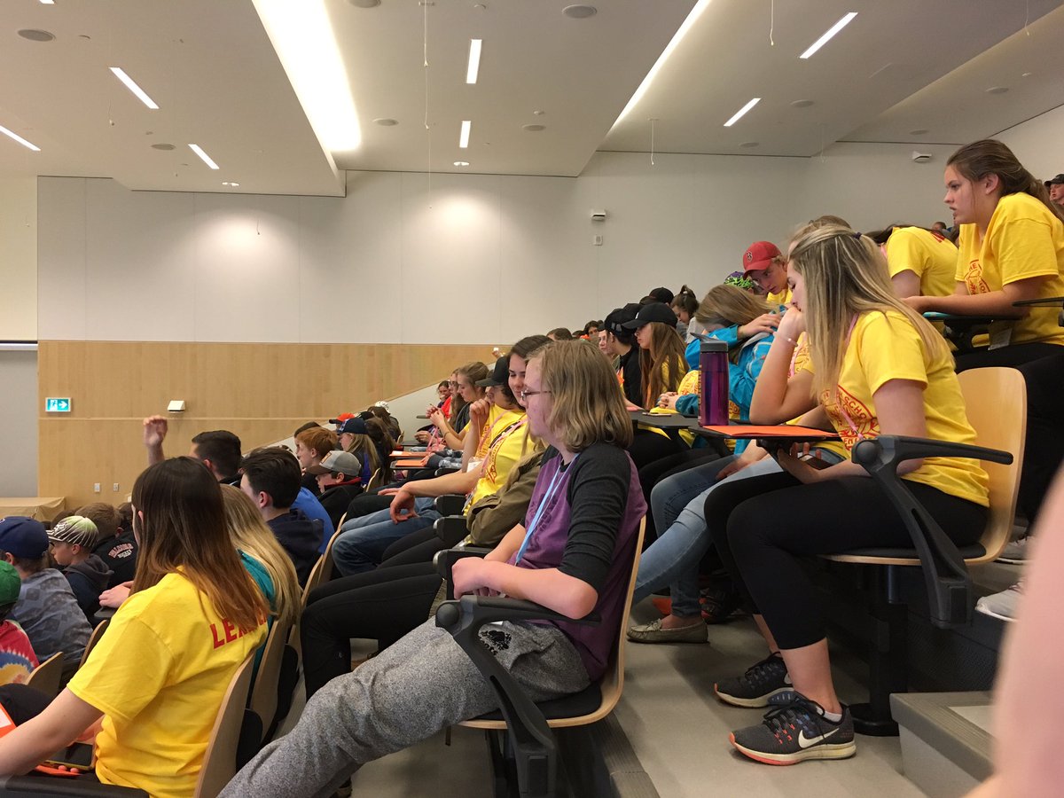 PJLacey2's tweet photo. Our first lecture! #HFHanover #SJUInnovation2017 https://t.co/Q9FLzOK0Nc