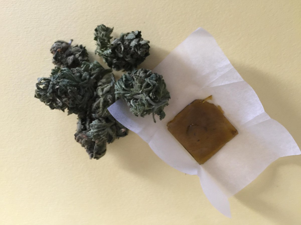 ukpcc1's tweet photo. "crème de la crème" #bluecheese such delights https://t.co/jgi0LPHuDh