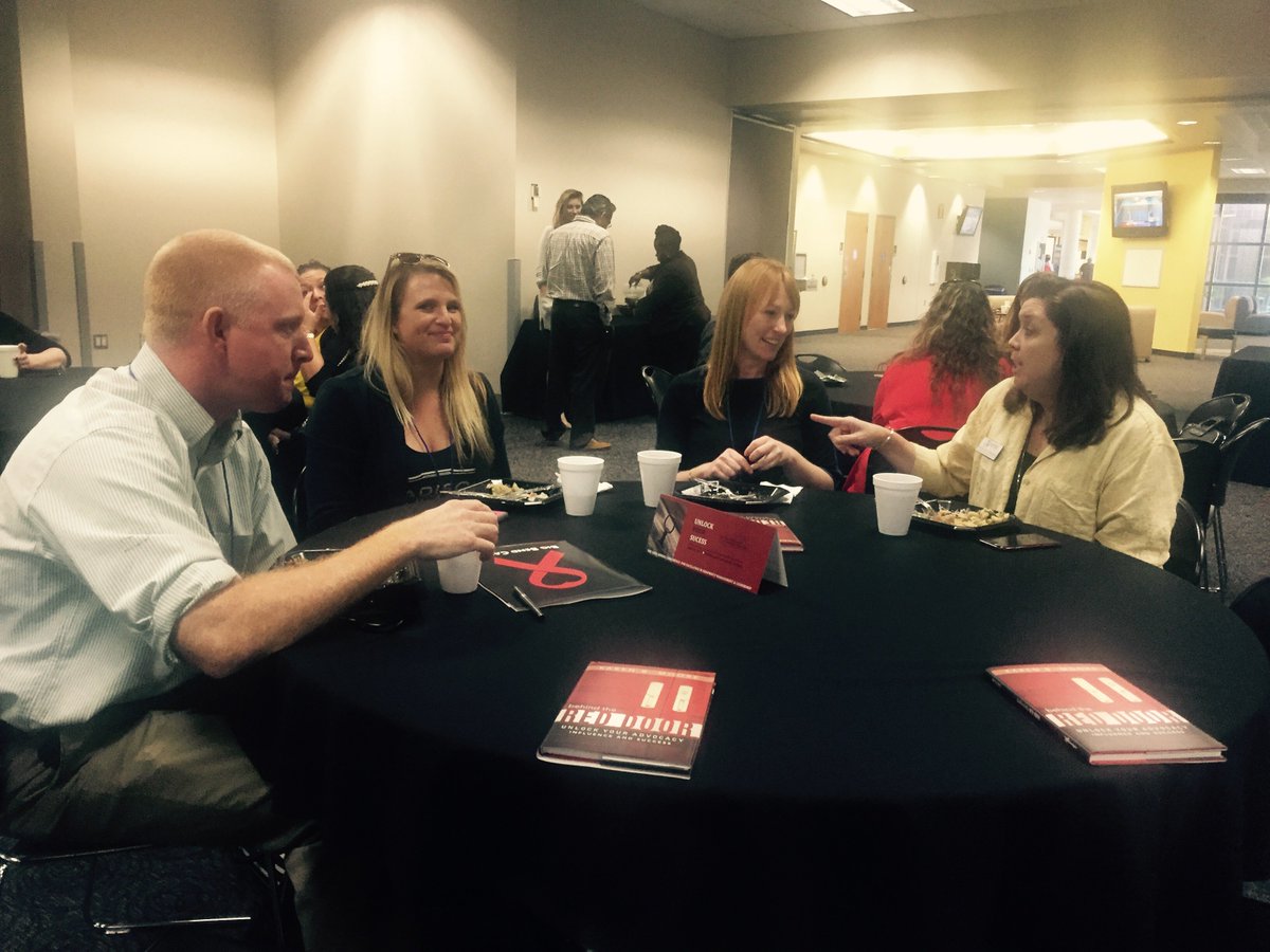 UPHSFL's tweet photo. So wonderful to see all of your smiling faces during the lunch break and awards ceremony! #UnlockSuccessiwthUPHS https://t.co/eOokhguUJ9
