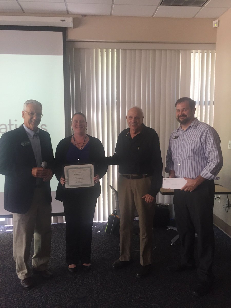 UPHSFL's tweet photo. Congratulations to @PACECenterLeon for receiving The Roger Kaufman Award! #UnlockSuccesswithUPHS https://t.co/57QoXFetyM