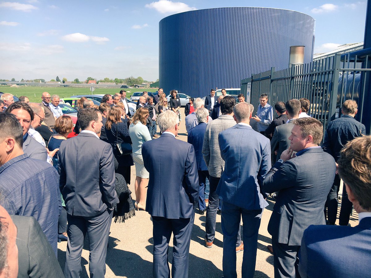 elstar_comm's tweet image. Vandaag #handelsmissie #bus @TerZakeHO @rvoz079 naar @PijnackerNootdp @OVPN015 #ontmoeten #inspireren en #verbinden