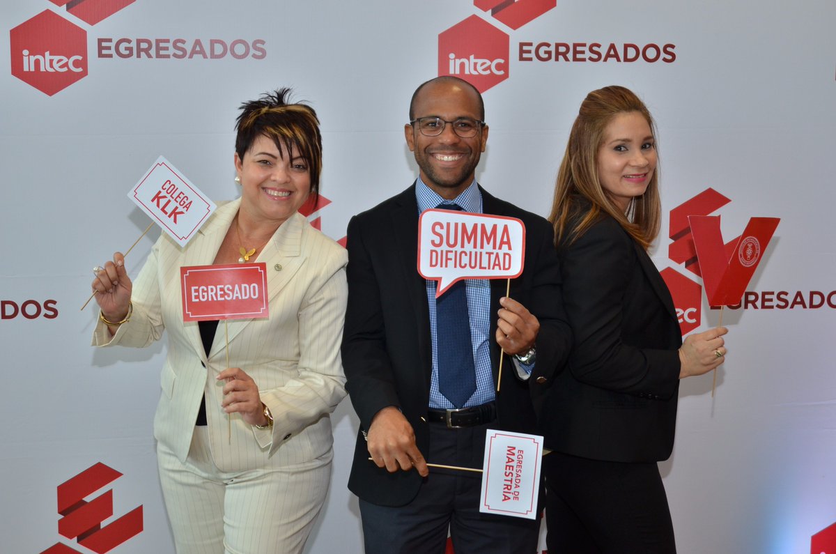 intecrd's tweet photo. Egresados firman sus objetivos y metas cumplidas👉 https://t.co/PqyyYCkcz0 #GraduaciónINTEC #AsumíElReto #INTECmediobanda https://t.co/L3kk45IuBP