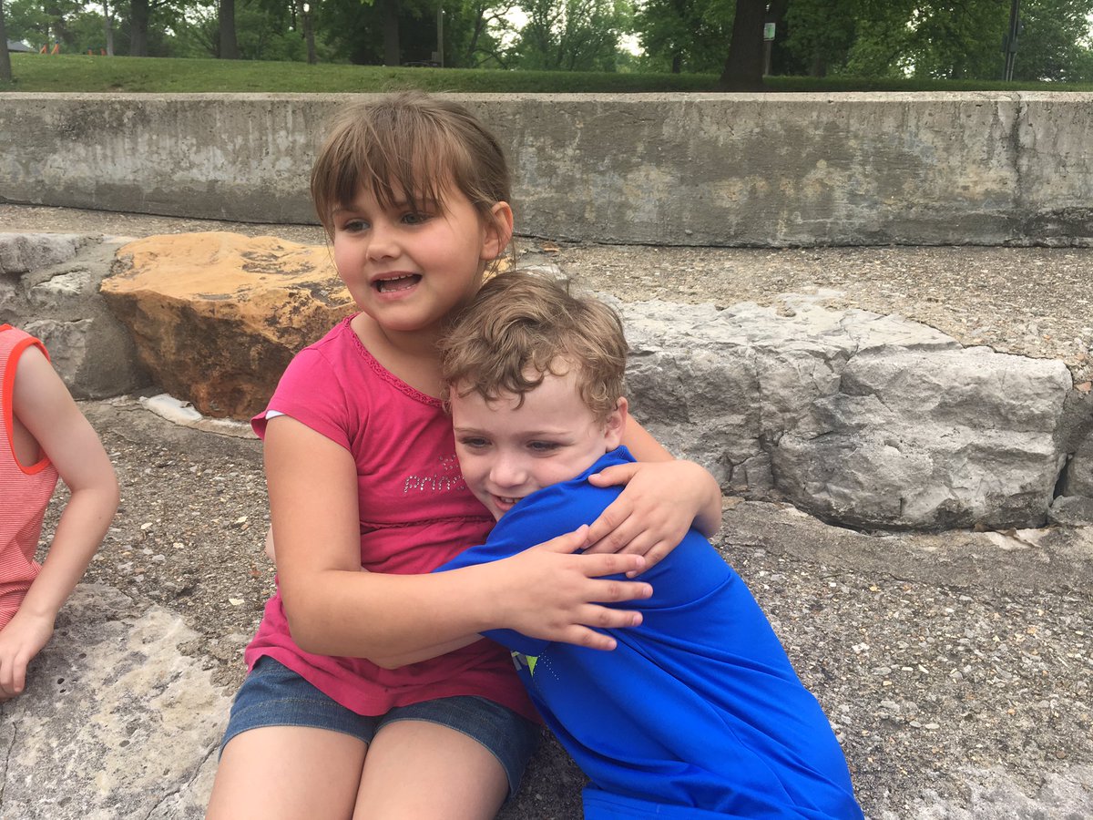 CMcCaulley2010's tweet photo. Picnic in the park, part 2. @bushelem #fpslearns #bushelem https://t.co/Fsz4QE7Z3i
