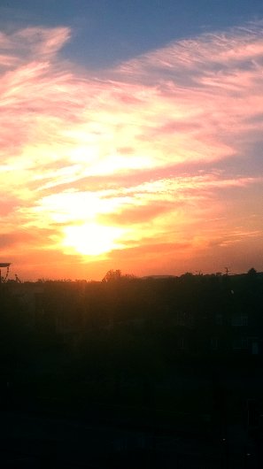 WeatherHereford's tweet photo. Lovely sunset as tomorrow we could be seeing thundery weather https://t.co/dOREiNDJsP