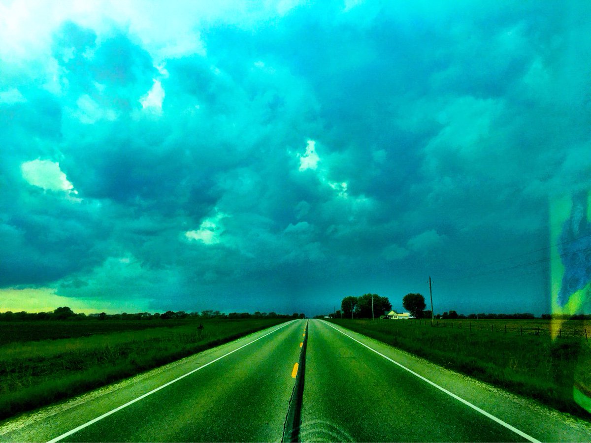 ShowMeAg tweet media