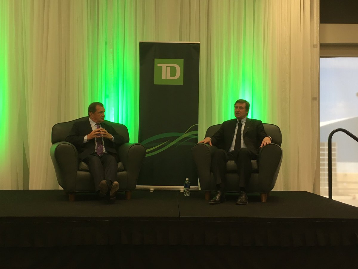 Our Deputy Chair Frank McKenna &amp; Wayne Gretzky taking questions from the #ymmfire First Responders.  Honoured to have them join us.