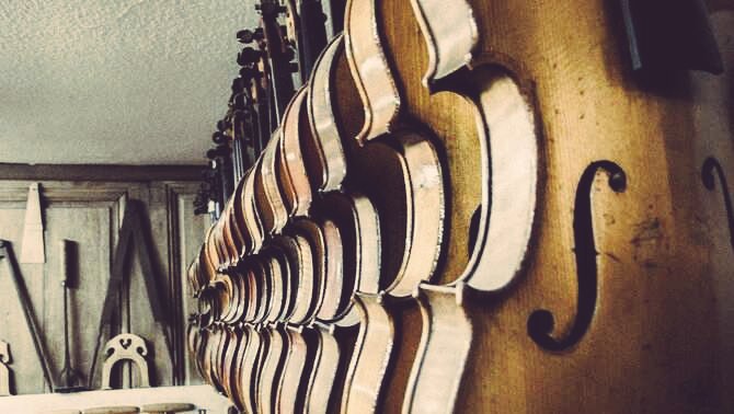 tallerlutier's tweet photo. Aquí teniu els continguts del #TallerLutier de dissabte a @catalunyamusica https://t.co/ppH4JB6HDb #picaso #orgue #claviorgue https://t.co/clZXVU3Q8o