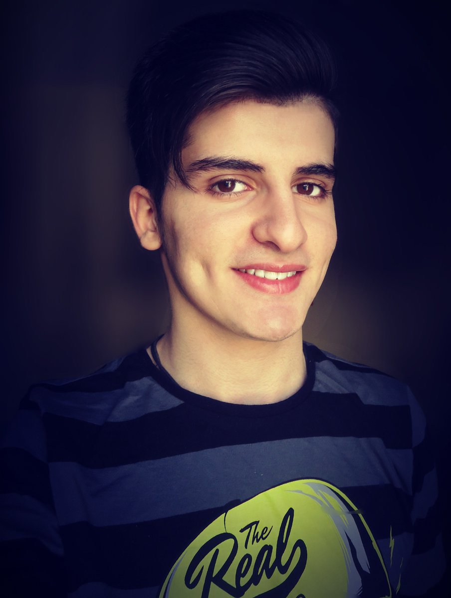 SAM_MATTE1's tweet photo. 😊😊😁😁 https://t.co/8iIpYyc5G1
