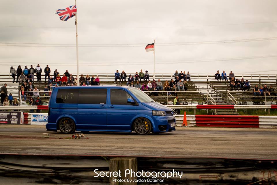 VolkspowerPaul's tweet photo. Powerfest 26 - 29 May @YorkRaceway - Traders, live music, kids stuff and more -  campers and day visitors welcome.  Get the picture!!?!! https://t.co/Y2Qy65QOjo