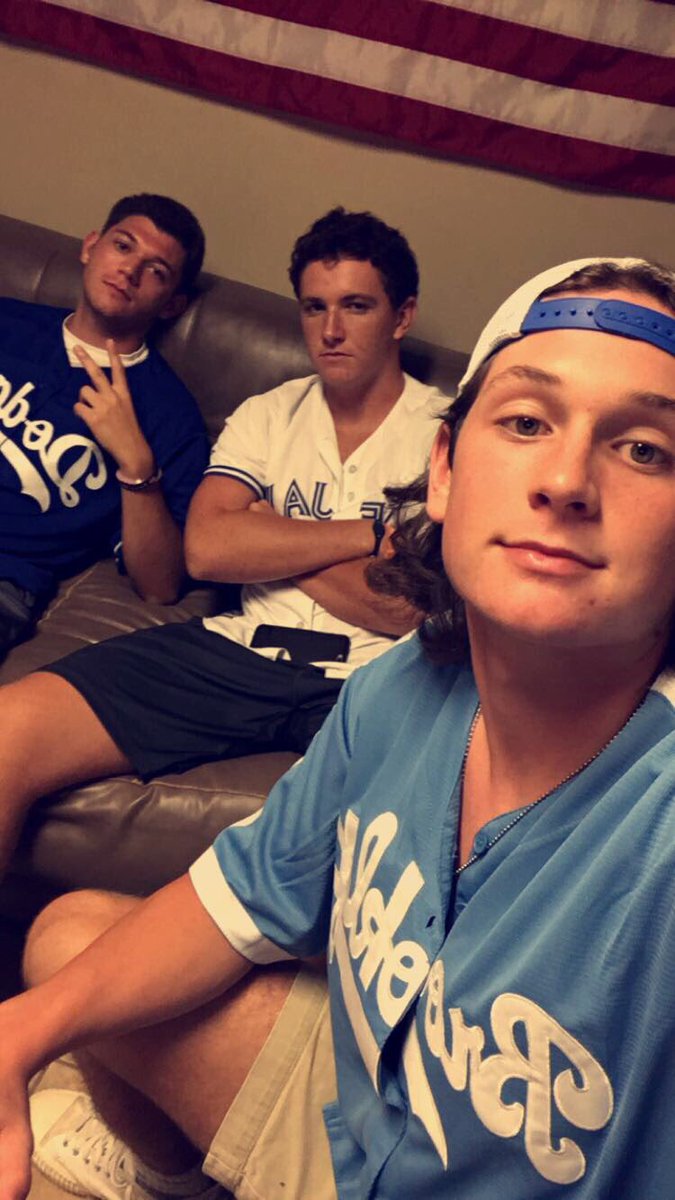 turnerwhitfield's tweet photo. Happy birthday to my roomie and the oddest guy I know. Love u 💜 https://t.co/qQ3vP8HzKA
