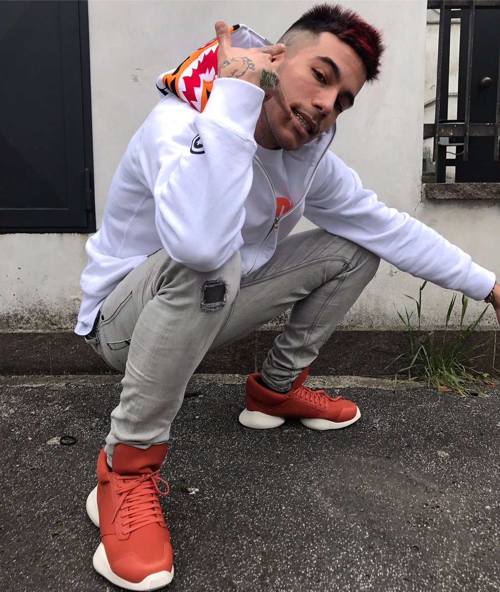 Sfera Ebbasta Outfit on Twitter: 
