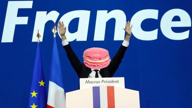 socialerser's tweet photo. Macron'u macaron (makaron) yapmak 😁 https://t.co/IxVt1vxzUB