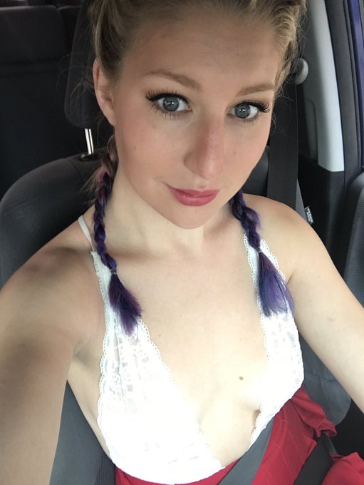 When you roll through the #ChickfilA drive-thru with your nipples showing through your lingerie 😎 https://t<a href="/tag/chickfila"class="tags">#ChickfilA</a>