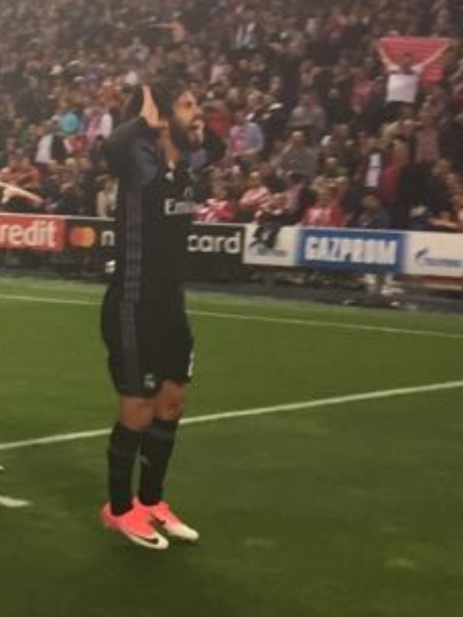 diosflorentino's tweet photo. Pasito a pasito...suave suavecito...@Benzema os la ha metido y os ha dado gustito @Atleti 😘 https://t.co/5wDZrK17pi