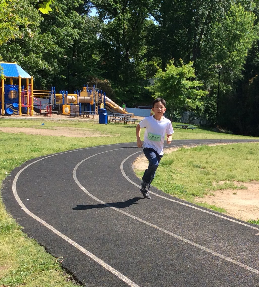 RandolphStars's tweet photo. Randolph Runners participate in 2K, 3K, and 4K runs! #RanIBStars #HealthyAPS https://t.co/eTMN133PHD