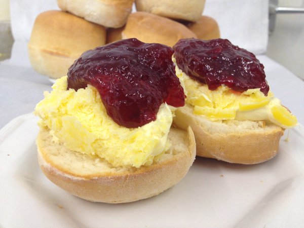 DevonCountyShow's tweet photo. #Devon is a way of life - be part of it! Yes, it's #jamontop all the way! How do you take yours @Devon_Hour ? https://t.co/uJ55duaWqc https://t.co/fF9XzKhD93